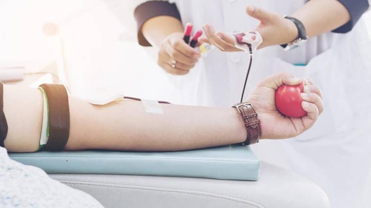 بالتفاصيل.. رسوم ترخيص مراكز عمليات الدم لغير الجهات الحكومية