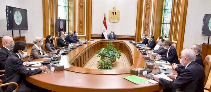 السيسي يتابع أعمال اللجنة الوزارية العليا للإعداد لاستضافة مصر للقمة العالمية للمناخ COP27 في شهر نوفمبر القادم بشرم الشيخ