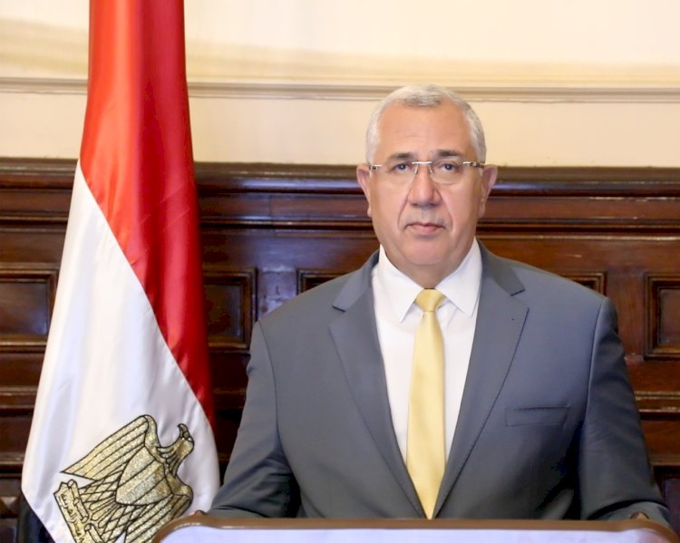 وزير الزراعة الدولة المصرية تتخذ دائما الخطوات الاستباقية لمواجهة الأزمات قبل حدوثه 