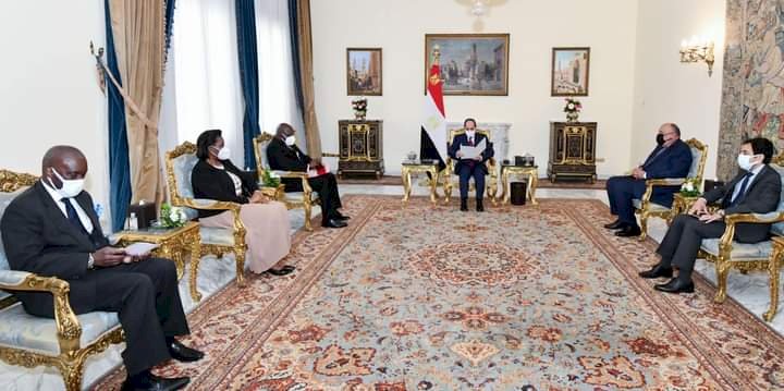 السيسي يستقبل وزير خارجية جمهورية أنجولا