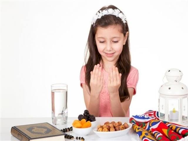  كيف تأُهل طفلك لصيام رمضان نفسياً وصحياً .. تربية حلوان تجيب