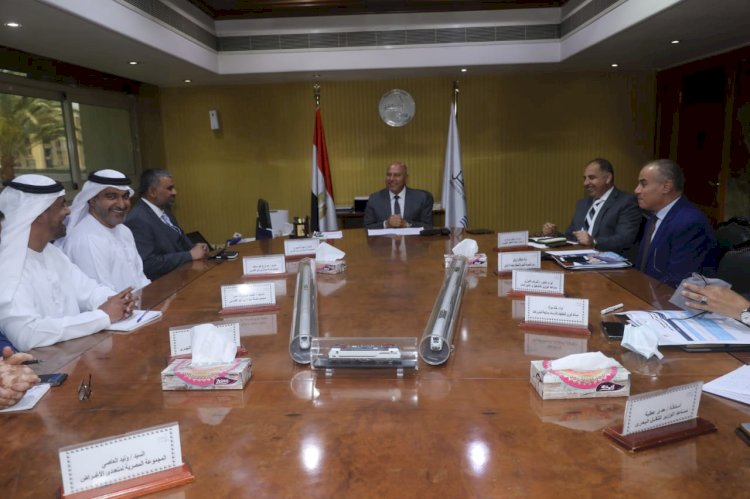 وزير النقل يلتقي  بوفد مجموعة موانئ ابوظبي لبحث التعاون في مجال النقل النهري