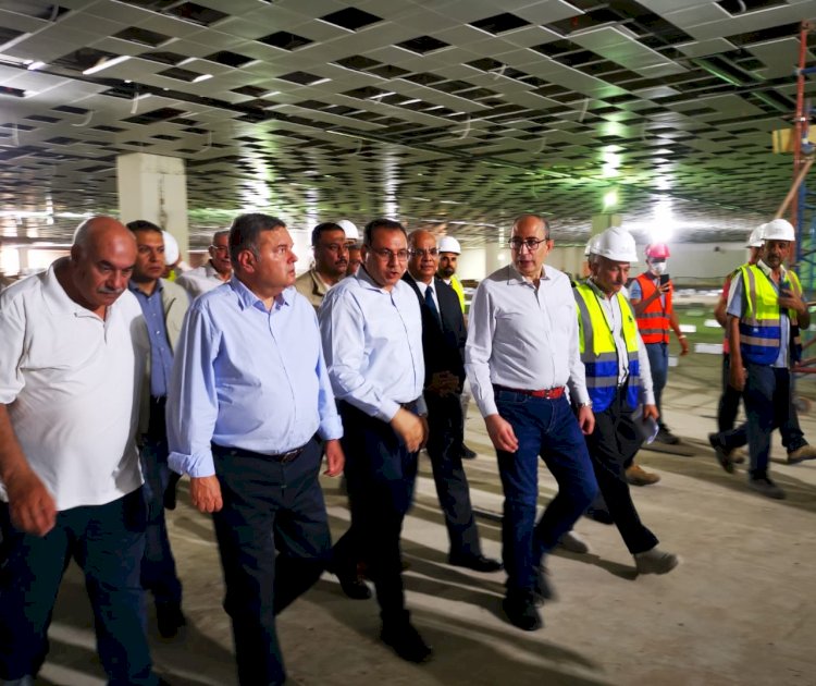 وزير قطاع الأعمال العام يتفقد إنشاءات المصانع الجديدة لشركة غزل المحلة
