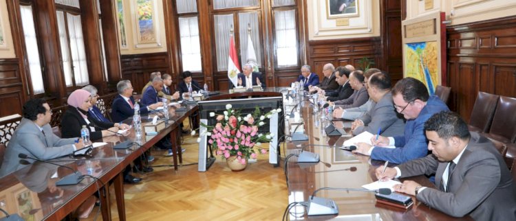 وزير الزراعة يبحث مع الفاو جهود مصر في برنامج الحراك العالمي لمكافحة دودة الحشد الخريفية