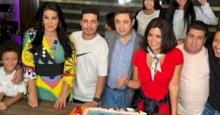 سمية الخشاب و رانيا يوسف متهمين بسرقة سيناريو فيلمه الجديد