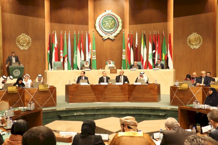 البرلمان يناقش عدد من القضايا العربية وإصدار قانون استرشادي بشأن مكافحة الجرائم والابتزاز الإلكتروني
