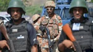 الأمن الباكستاني يقضي على أربعة إرهابيين شمال غرب باكستان