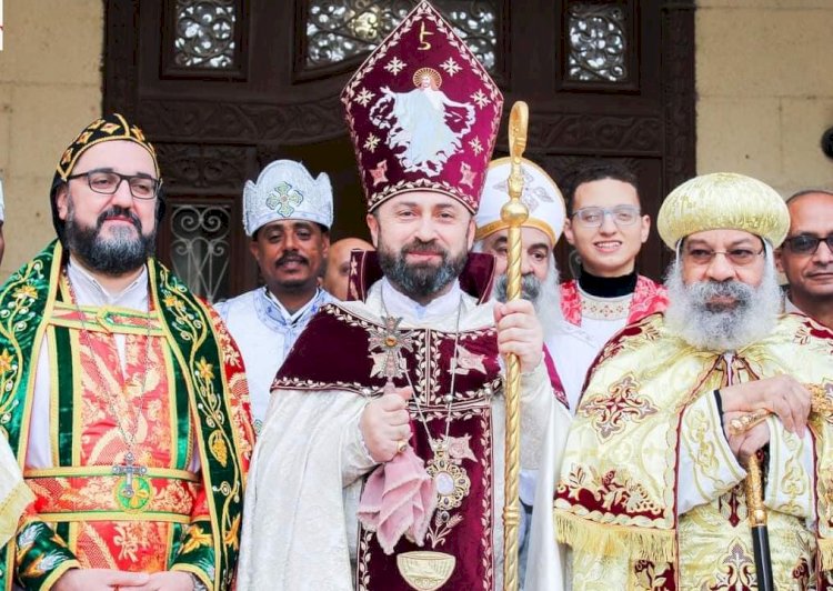 ربان الكنيسة السريانية الأرثوذكسية يشارك في قداس العائلة الأرثوذكسية الشرقية