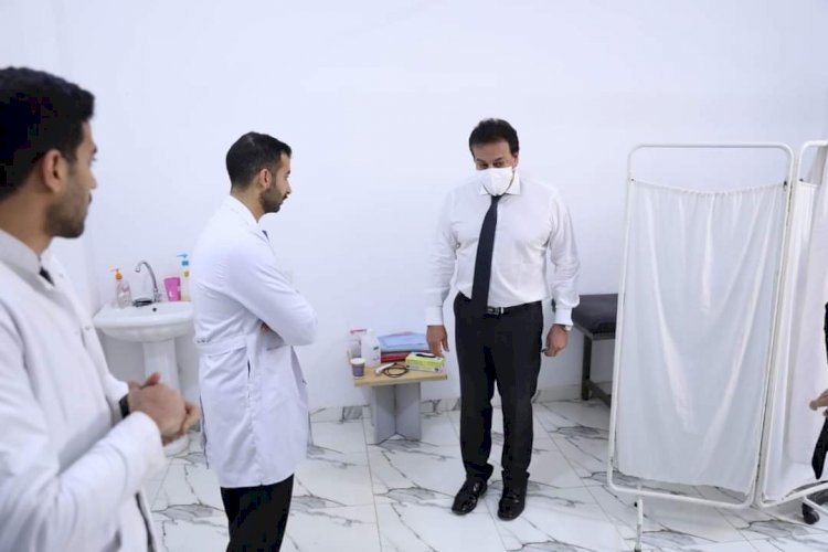 وزير الصحة يتفقد وحدة صحة الأسرة أبورواش ويشدد على اتخاذ الإجراءات القانونية حيال المقصرين