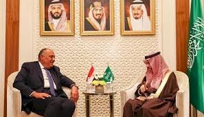 وزير الخارجية السعودي يلتقي نظيره  وزير الخارجية المصري