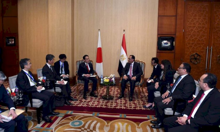 رئيس الوزراء يعقد اجتماعا مع رئيس وزراء اليابان