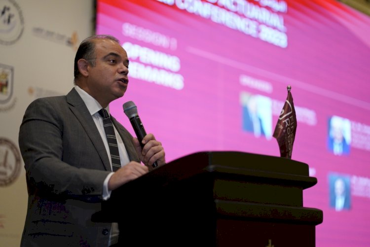 رئيس الرقابة المالية يلقي الكلمة الافتتاحية للمؤتمر العربي للاكتواريين بالقاهرة