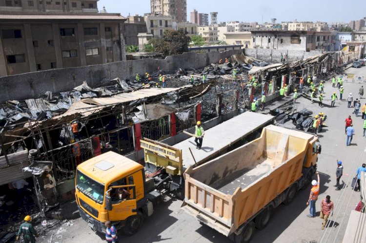 تكليف المقاولون العرب بإصلاح آثار الحريق بالمعرض التجارى ببنى سويف