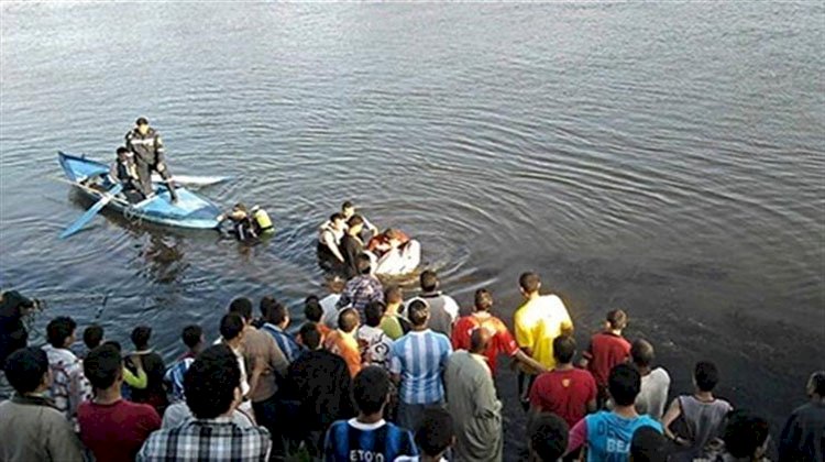 انتشال جثمان شاب غرق في الاسكندرية