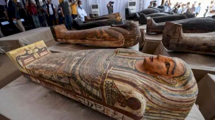 حقيقة نقل قطع أثرية من متحف للتصوير المقطعي بمستشفى خارج مصر