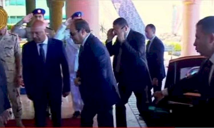 الرئيس السيسي يشهد افتتاح محطة تحيا مصر في ميناء الإسكندرية