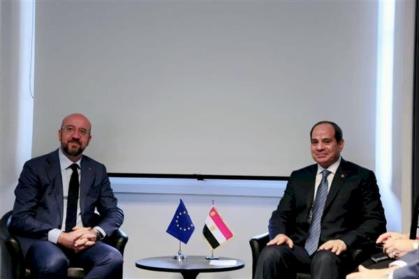 الرئيس السيسى يناقش مع رئيس المجلس الأوروبى تطورات الأزمة الروسية والسودان
