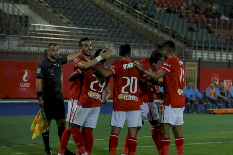 الأهلي يواجه المصري الليلة في الدوري