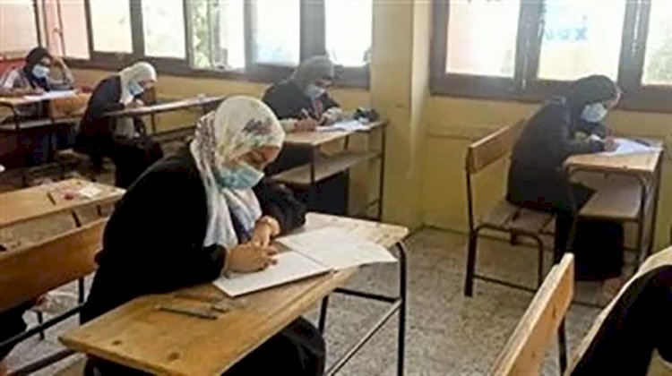 محافظ القاهرة يعلن خفض الحد الأدنى للقبول بالثانوى العام إلى 235 درجة