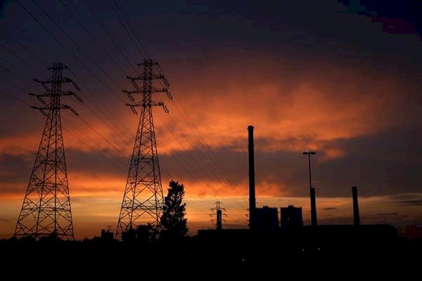 انقطاع الكهرباء فى 19 مقاطعة بالبرازيل وإخلاء مترو الأنفاق بالمدن الكبرى