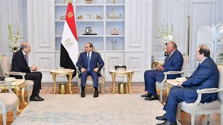 الرئيس السيسي يستقبل وزير الخارجية الأردن