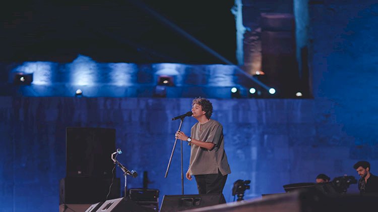 محمد محسن وعبير نعمة نجما مهرجان القلعة للموسيقى والغناء الليلة