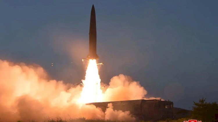 كوريا الشمالية تطلق صاروخًا باليسيًا جديدًا