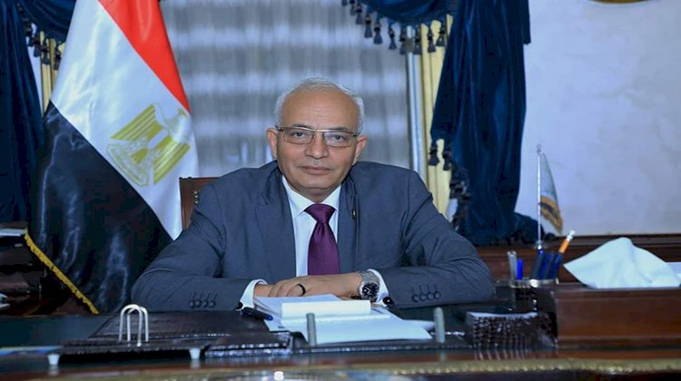 وزير التعليم يقرر إعفاء الطلبة المصريين العائدين من ليبيا من دفع مصروفات الدراسة