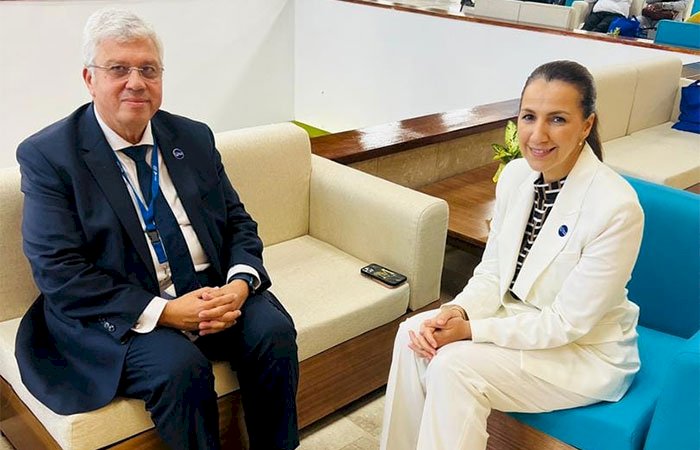 وزير التعليم العالي والبحث العلمي يلتقي بوزيرة تغير المناخ والبيئة الإماراتية