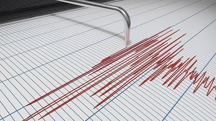 زلزال قوي يضرب منطقة شمال إيطاليا