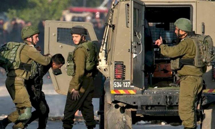 الاحتلال الإسرائيلي يعتقل فلسطينيين من بيت لحم