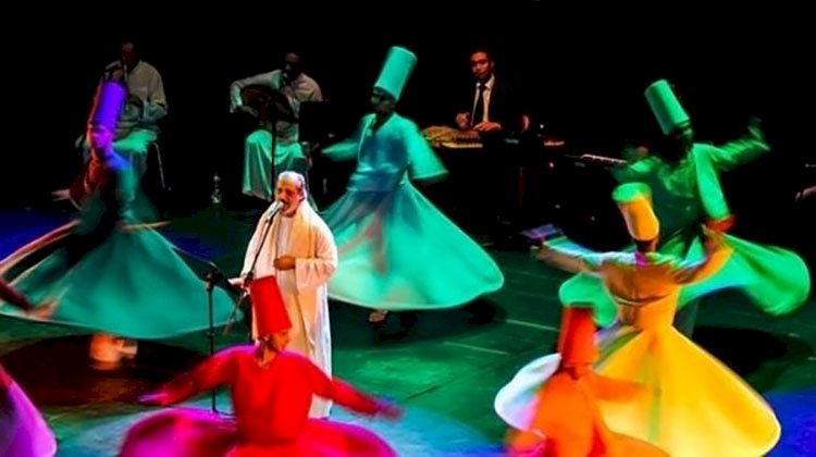 فرقة المولوية المصرية تحيى حفلاً غنائيًا فى ساقية الصاوي