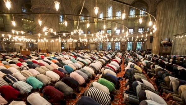 الأوقاف تعلن إقامة صلاة التهجد فى مسجد الحسين برواية "ورش" لأول مرة