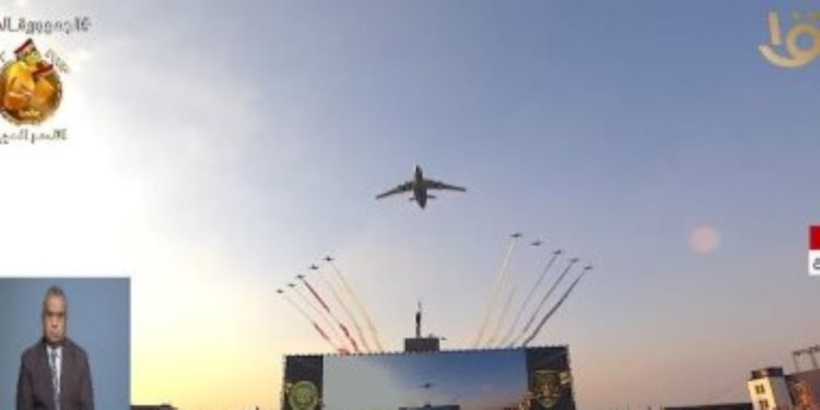 الرئيس السيسى يشاهد عروضا لـ"إف 16" و"رافال" خلال حفل تخريج الكليات العسكريه