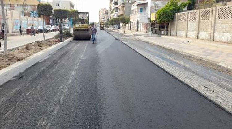 محافظ بورسعيد يعلن استكمال تطوير منظومة الطرق والمحاور