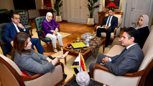 وزيرة الهجرة تستقبل السفير المصري الجديد في نيوزيلندا لبحث التعاون في تلبية احتياجات الجالية المصرية