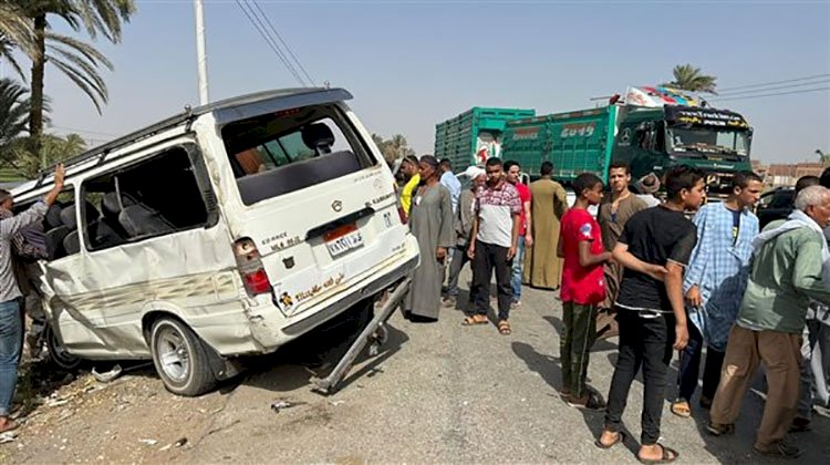 الصحة: الدفع بـ 20 سيارة إسعاف إلى موقع حادث تصادم في طريق «القاهرة - الإسكندرية» الصحراوي