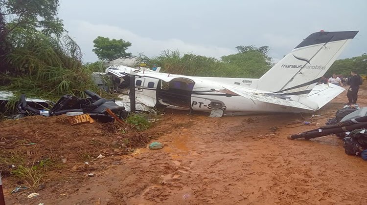 مصرع 12 شخص في تحطم طائرة في منطقة الأمازون بالبرازيل