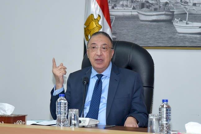 محافظ الإسكندرية: الدولة بجميع مؤسساتها حريصة على تقديم كامل الدعم والرعاية الصحية