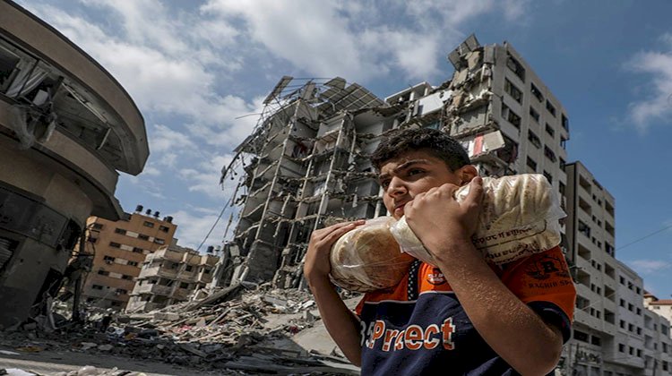 وزير الخارجية يحذر من عواقب خطيرة لتوسيع إسرائيل عملياتها البرية فى غزة