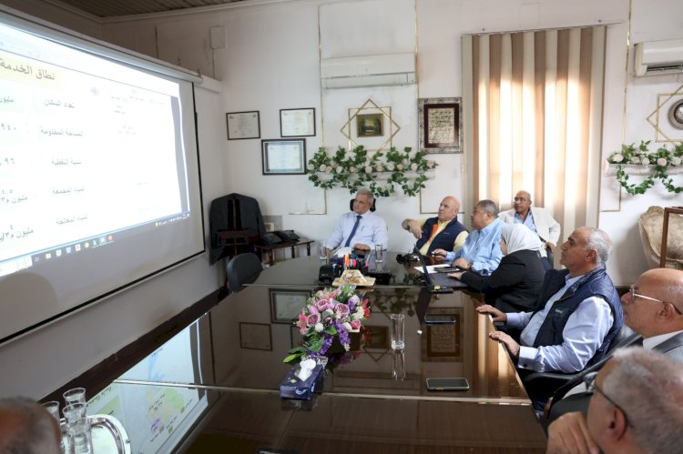 رئيس الشركة القابضة للمياه يستعرض استراتيجية تحديث المخطط العام لشركة الصرف الصحى بالقاهرة