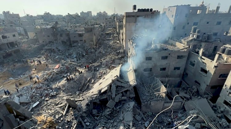 مجمع الشفاء الطبى بغزة: محاصرون بالطائرات والدبابات والجثث تعفنت فى كل مكان