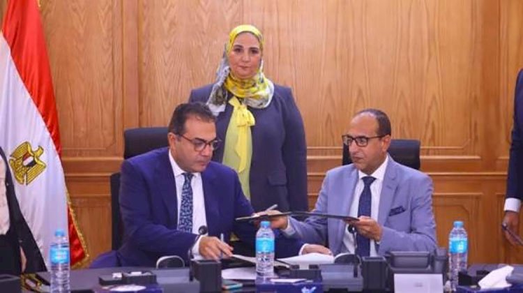 القباج تشهد توقيع بروتوكول تعاون بين بنك ناصر الاجتماعي والبنك المصري الخليجي 