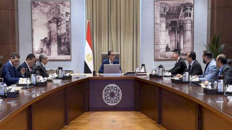 رئيس الوزراء يتابع جهود تطوير قطاع النقل وتحويل مصر لمركز لوجيستى عالمى