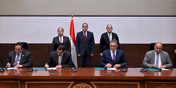 مدبولي يشهد توقيع مذكرة تفاهم لبدء دراسات مشروع تصدير الطاقة المتجددة من مصر إلى أوروبا