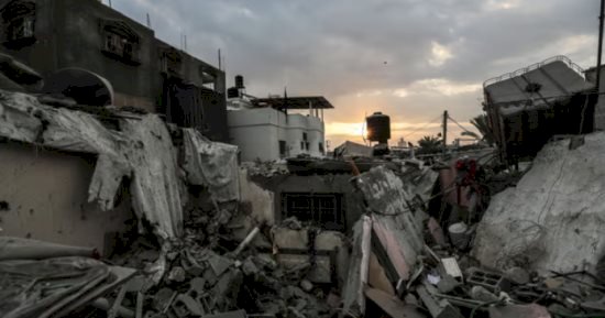 مصدر مصرى مسئول للقاهرة الإخبارية: اتفاق تهدئة يتضمن إدخال المساعدات لغزة