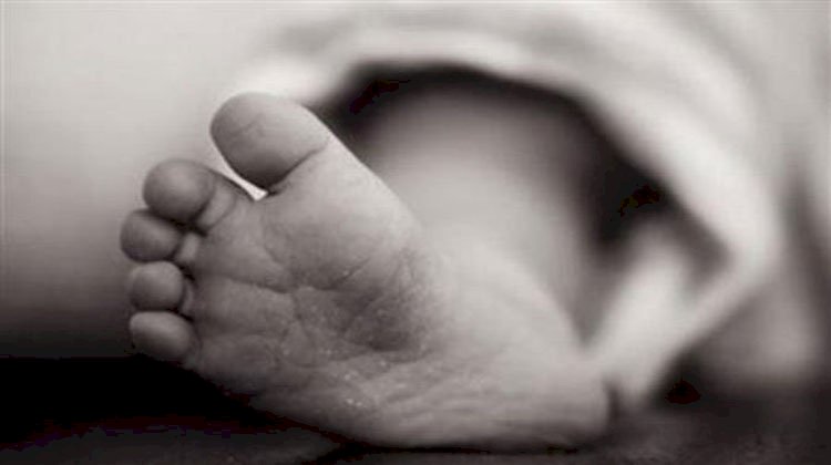 التصريح بدفن جثة طفل لقى مصرعه على يد والداته بالقليوبية