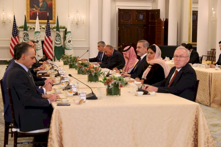 وفد اللجنة الوزارية بالقمة العربية الإسلامية المشتركة يعقد جلسة مباحثات مع وزير الخارجية الأمريكي