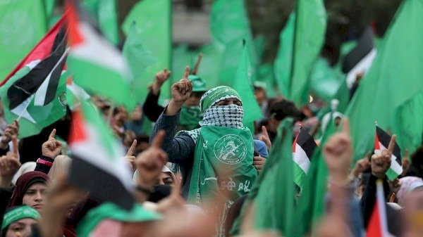حماس: مصرون على مواصلة تمريغ أنف العدو الصهيوني المجرم بالتراب