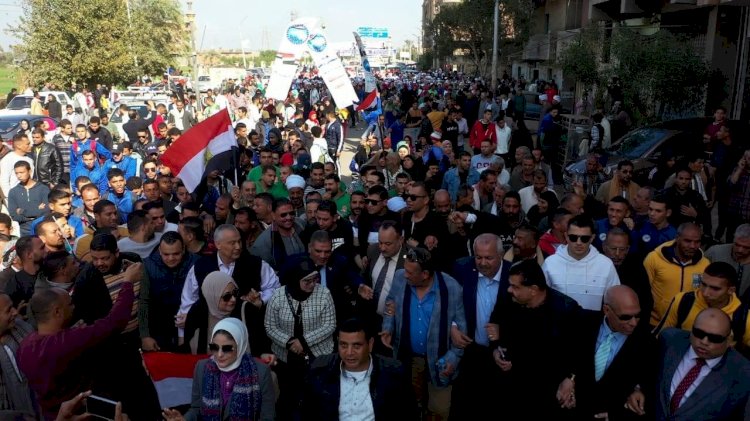 بمشاركة الآلاف من الأهالي..  مستقبل وطن ينظم مسيرة حاشدة بمركز الفيوم
